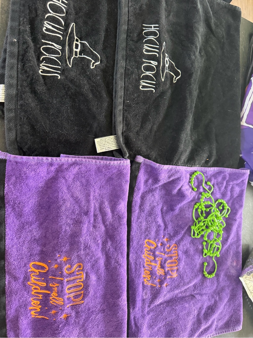 Halloween Velvet Bath Towels in Purple and Black – Festive Embroidered Set